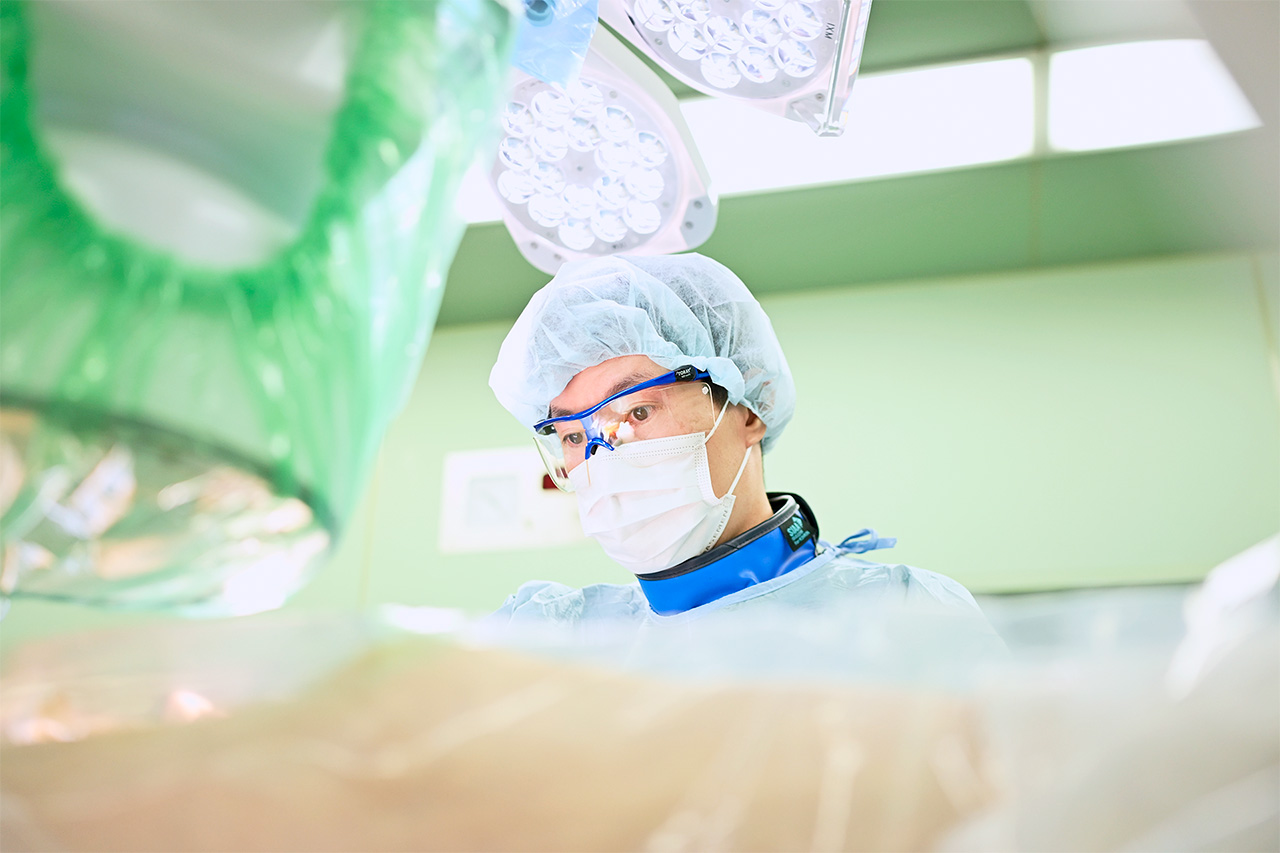 渡邉医師による大腿骨骨折手術
