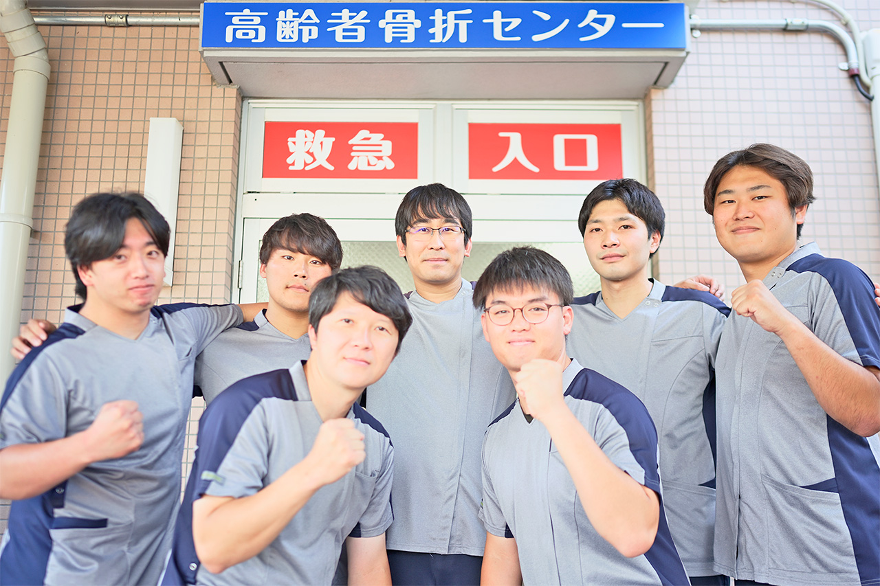救急救命士の集合写真